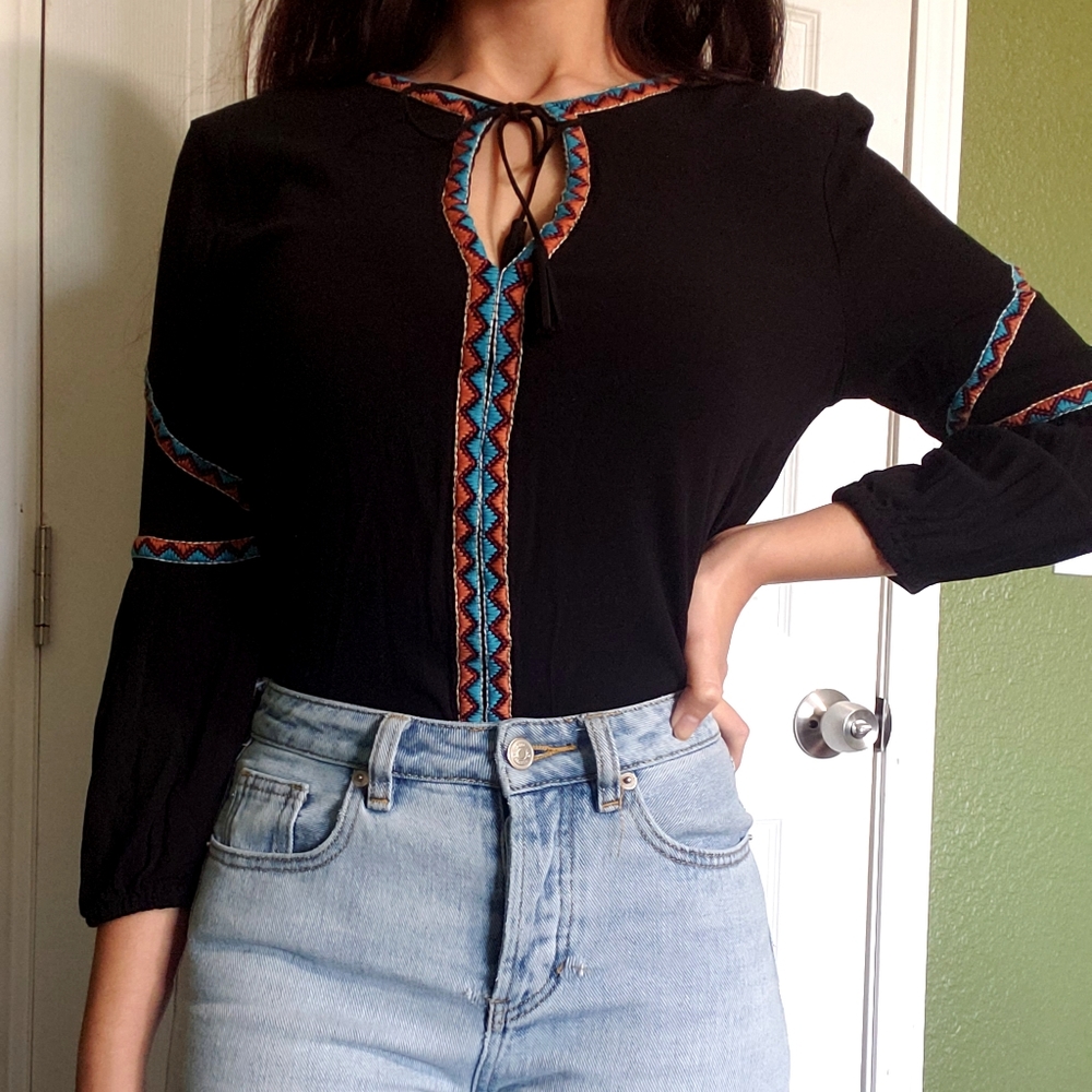 ❌SOLD❌F21 Boho Top - Picture 1 of 4